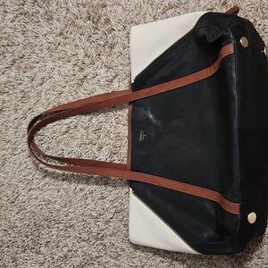 Fossil Gwen Shopper Tote – Black Goat Leather + Brown Trim, Zip Sides